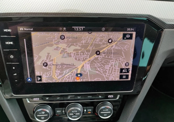 Volkswagen Passat cena 125900 przebieg: 119702, rok produkcji 2019 z Mońki małe 211